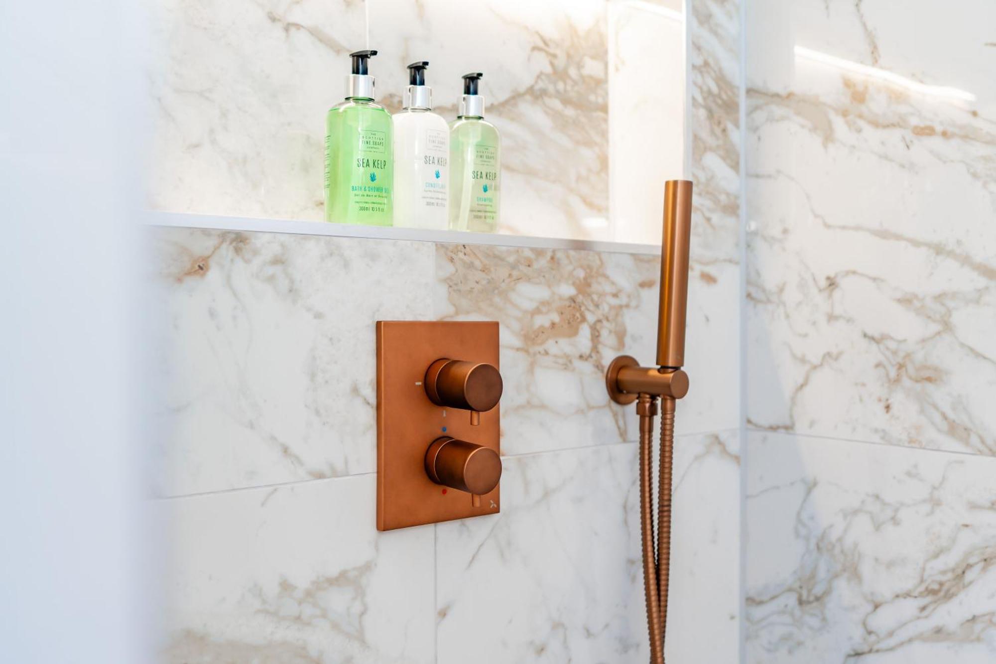 Dragon Suites Luxury Apartments At 9 Albyn Place Edinburgh Luaran gambar